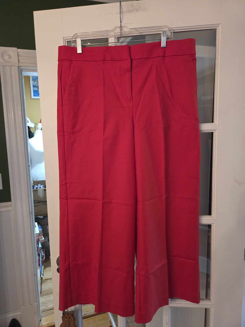 LOFT Red Wide-Leg Cropped Pants - Size 14 - Picture 2 of 9